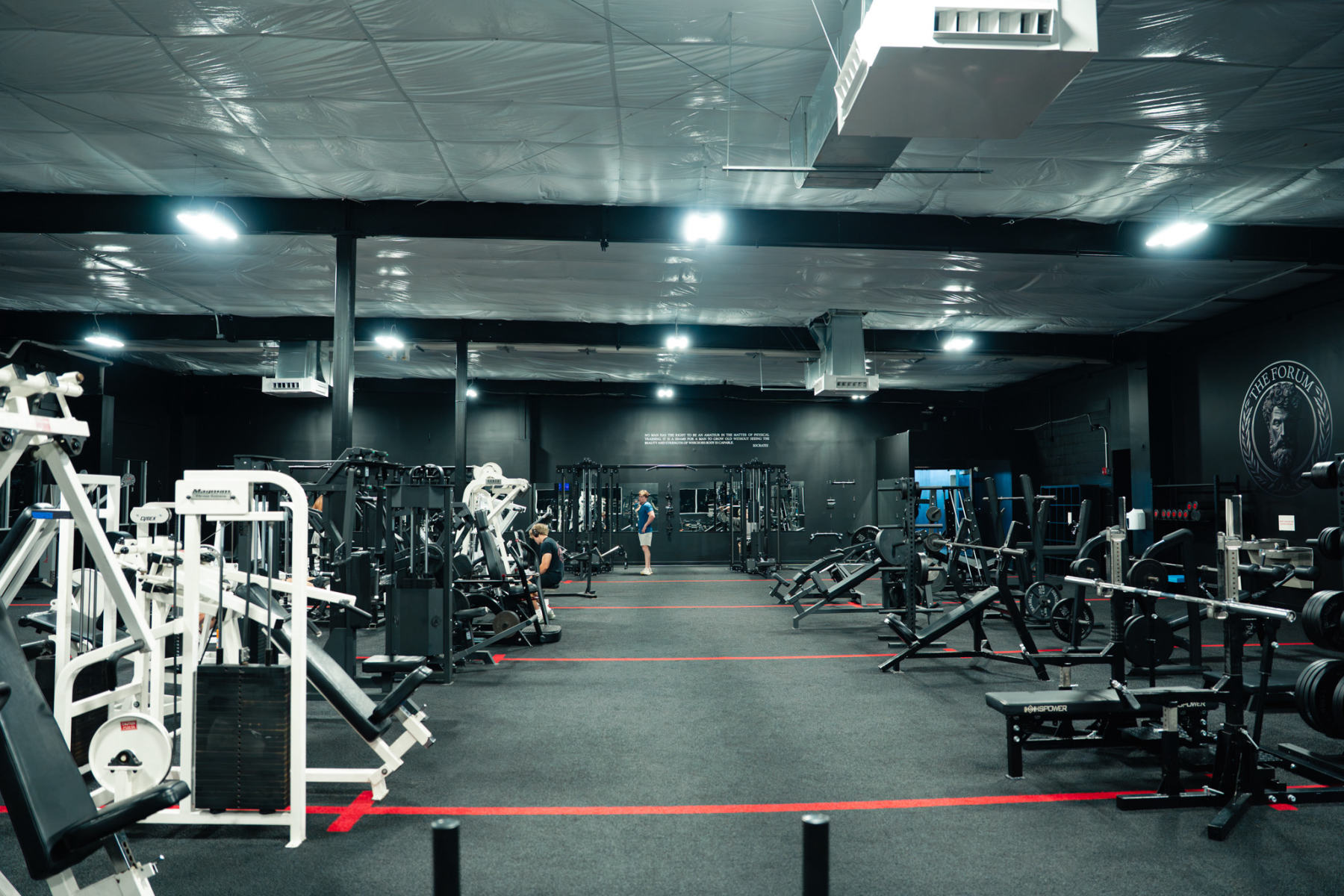 The machine and plate-loaded training floor at The Forum